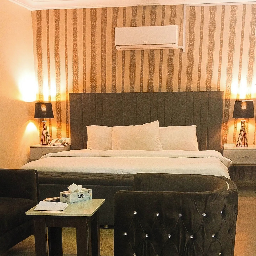 Standard Room photo 1