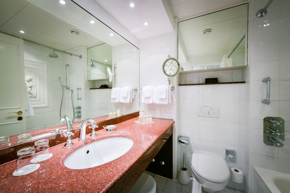 Comfort Double Room, Balcony, Mountain View photo 3