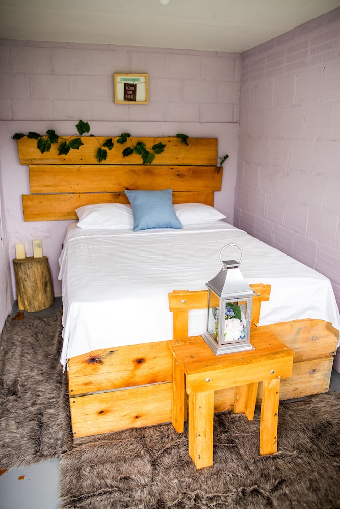 Double Room, 1 Double Bed, Private Bathroom (No Tv) photo 1