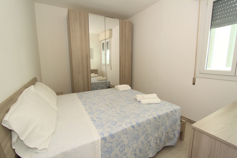 Classic Apartment, 2 Bedrooms (Eco 33) photo 1
