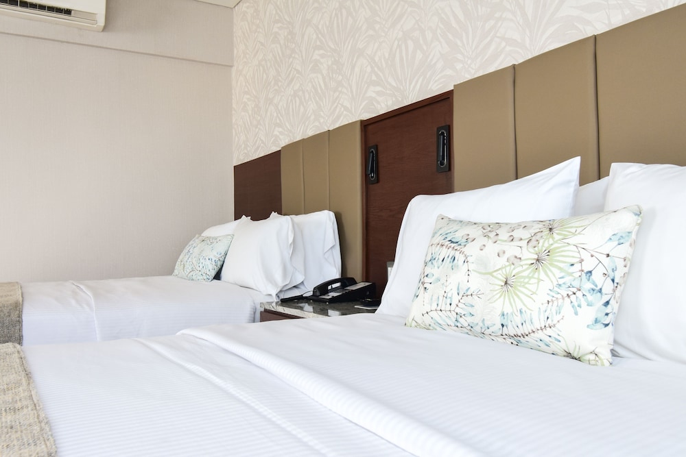 Executive Double Room - Photo 8
