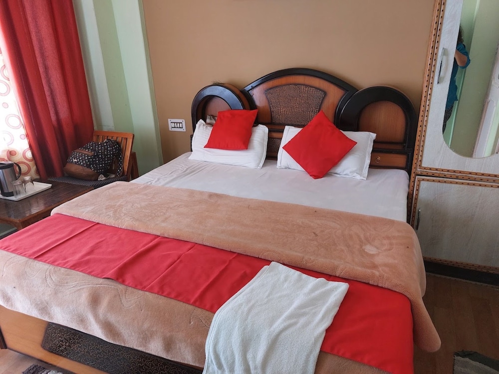 Classic Double Room, River View photo 2