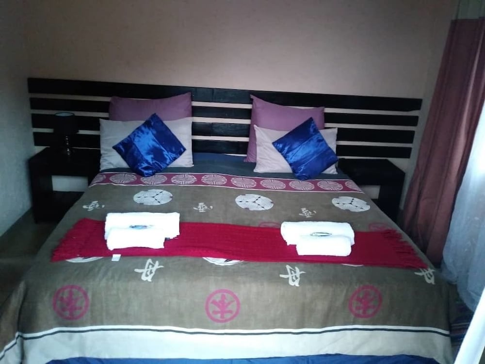 Standard Double or Twin Room photo 1