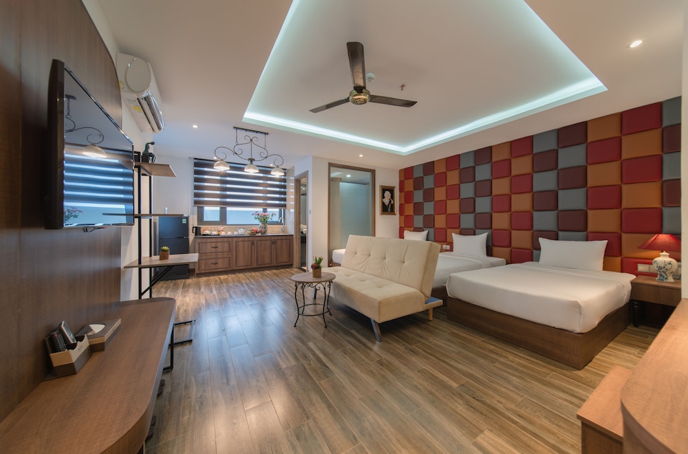Family Triple Room - Photo 9
