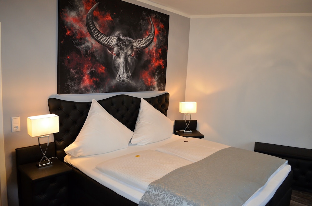 Deluxe Double Room, 1 King Bed photo 2