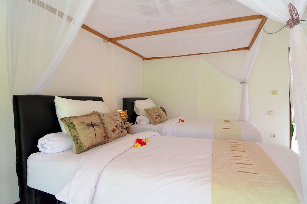 Villa (4 Bedrooms)