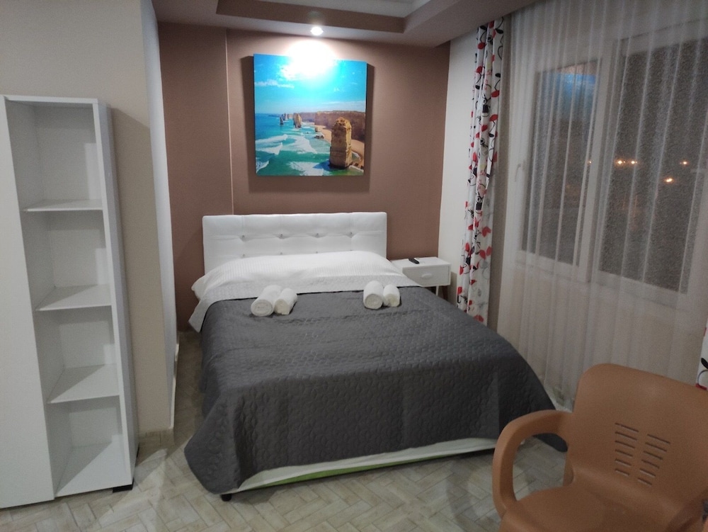 Classic Triple Room, Balcony, Sea View photo 2