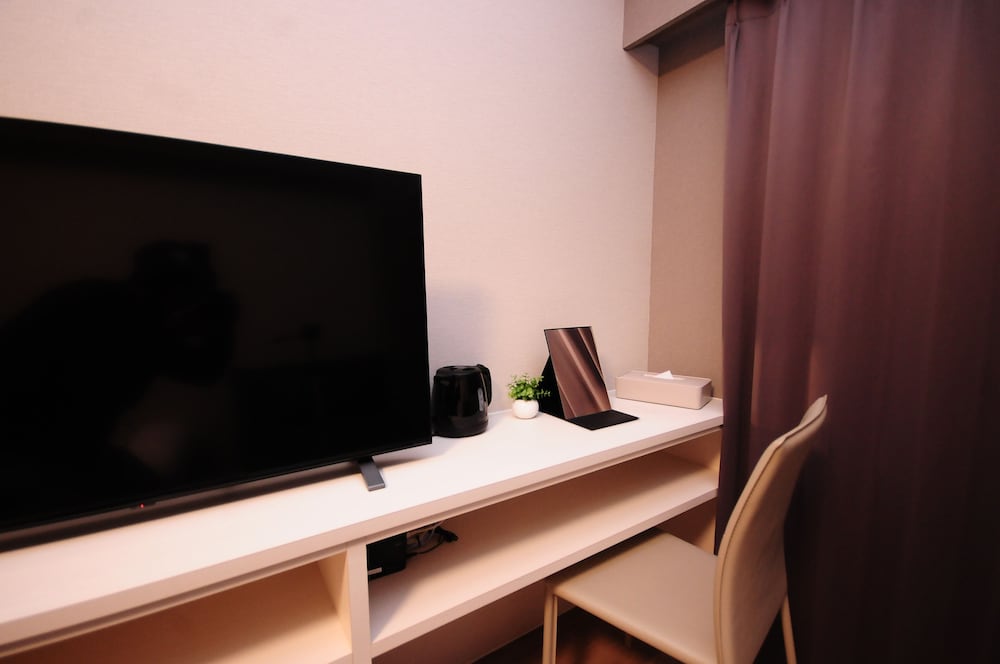 Double Room, Non Smoking - Photo 3