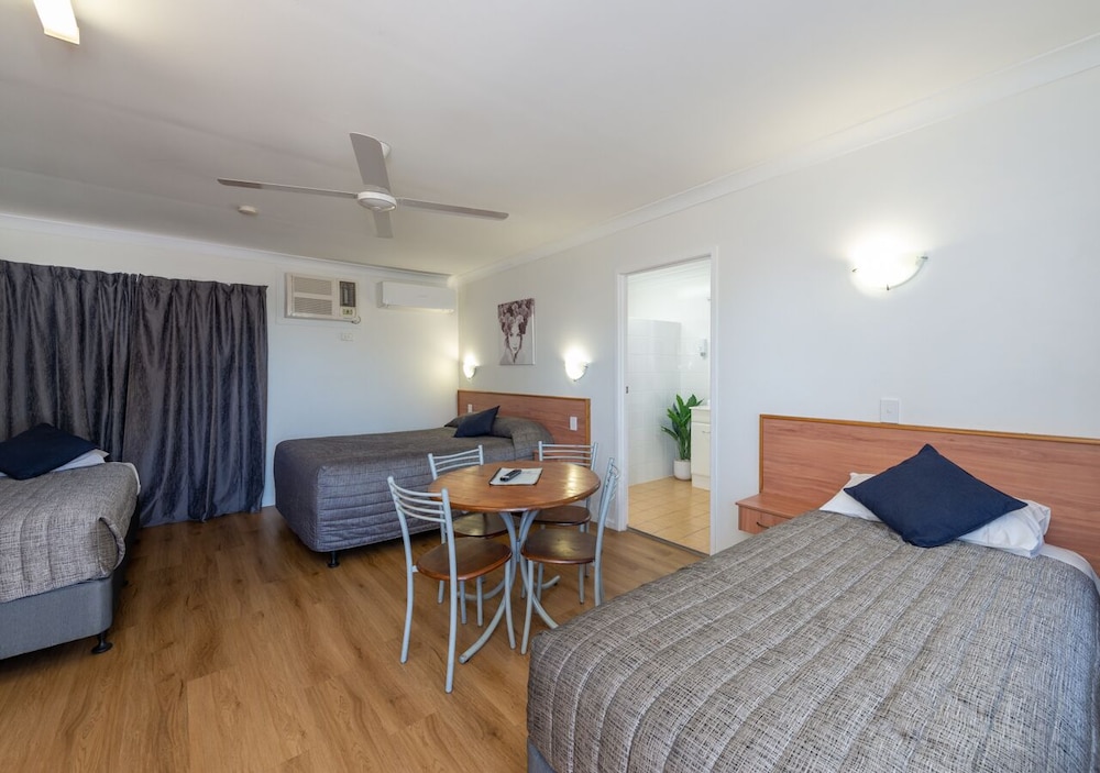Family Room, Non Smoking (Family room) photo 2