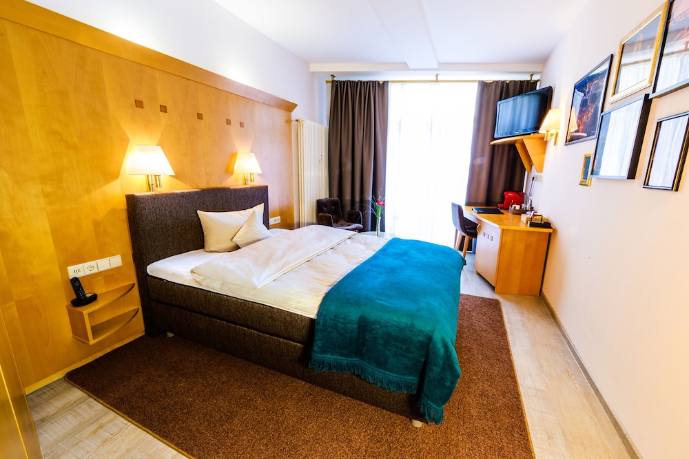 Superior Single Room, Non Smoking photo 2