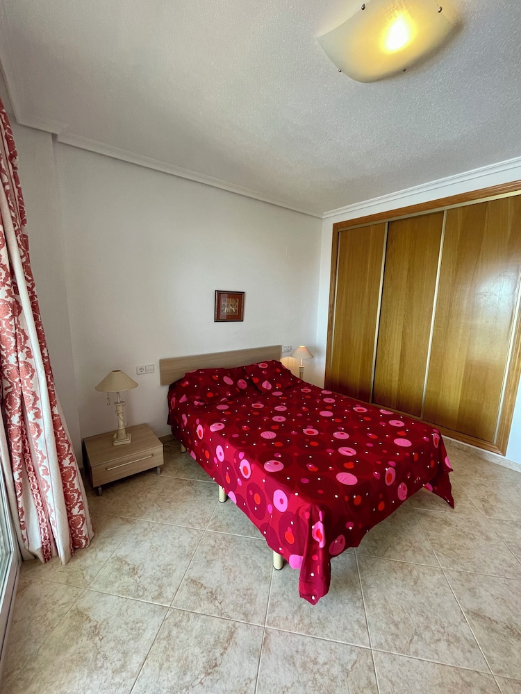 Apartamento, 2 Habitaciones, Con Fumar