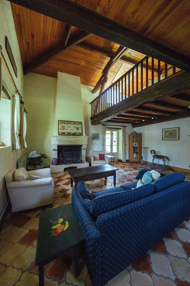 Family House, 2 Bedrooms photo 3