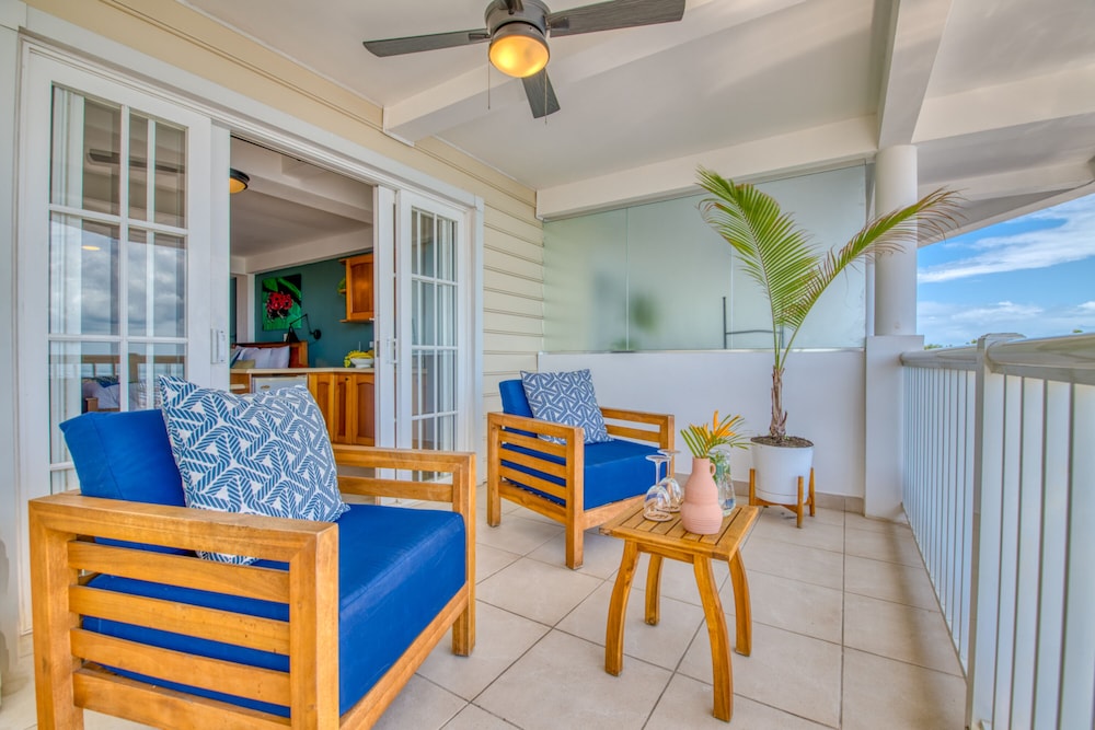 Ocean View King Suite photo 2
