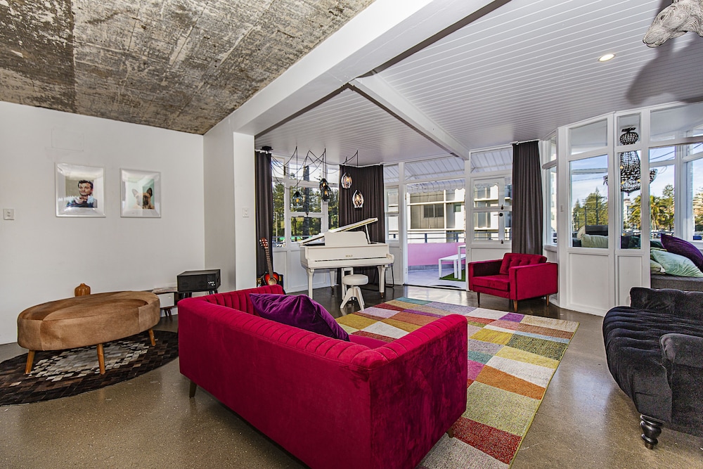 The Artist Suite - Photo 4