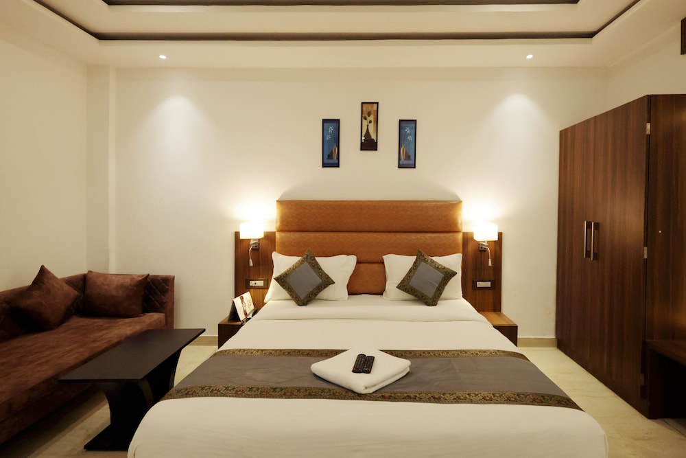 Deluxe Room - Photo 1