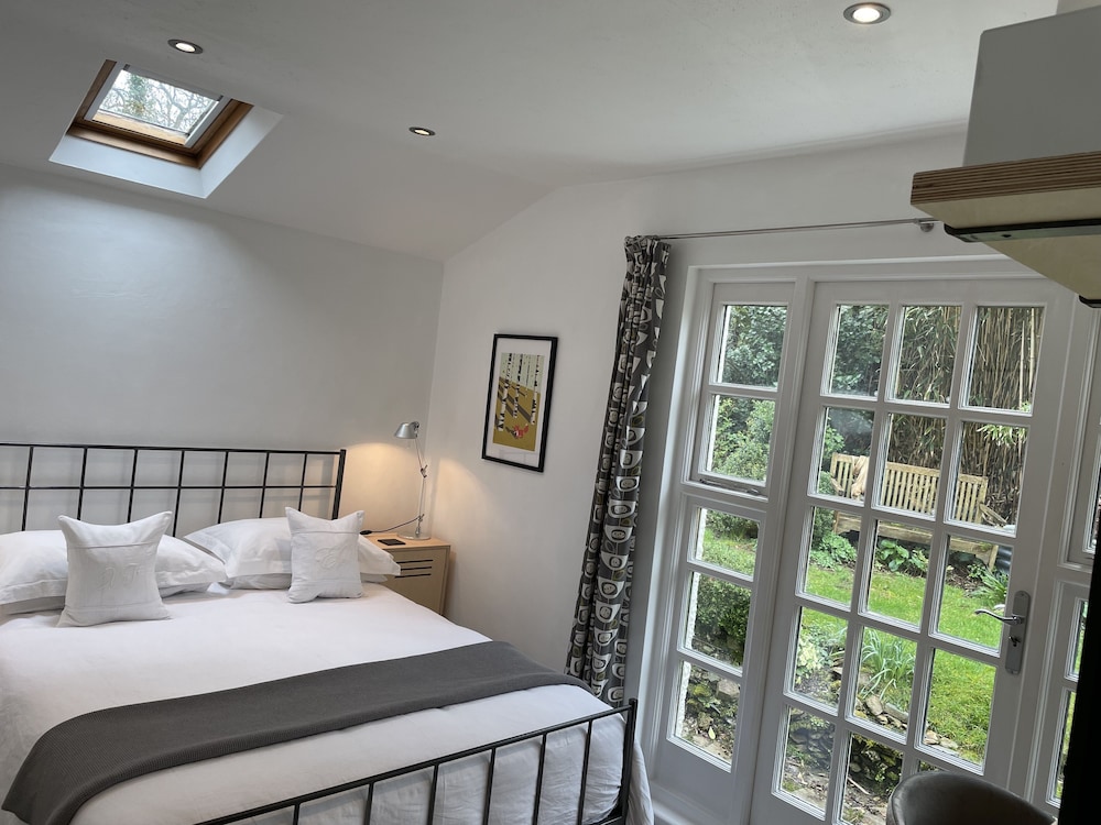 Garden Room photo 2