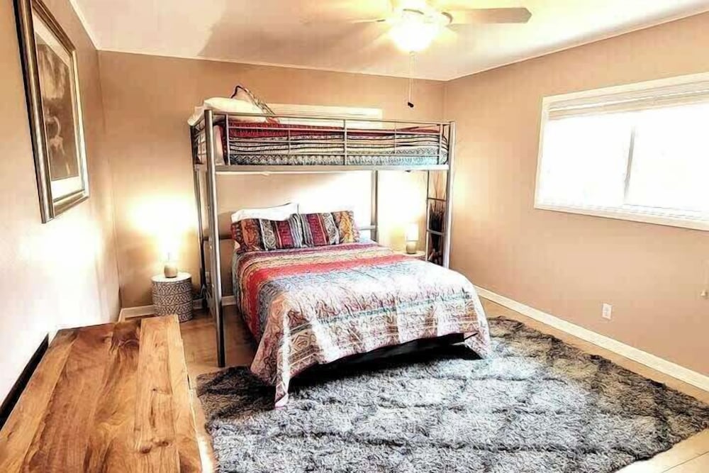 House, Multiple Beds, Balcony, Beach View