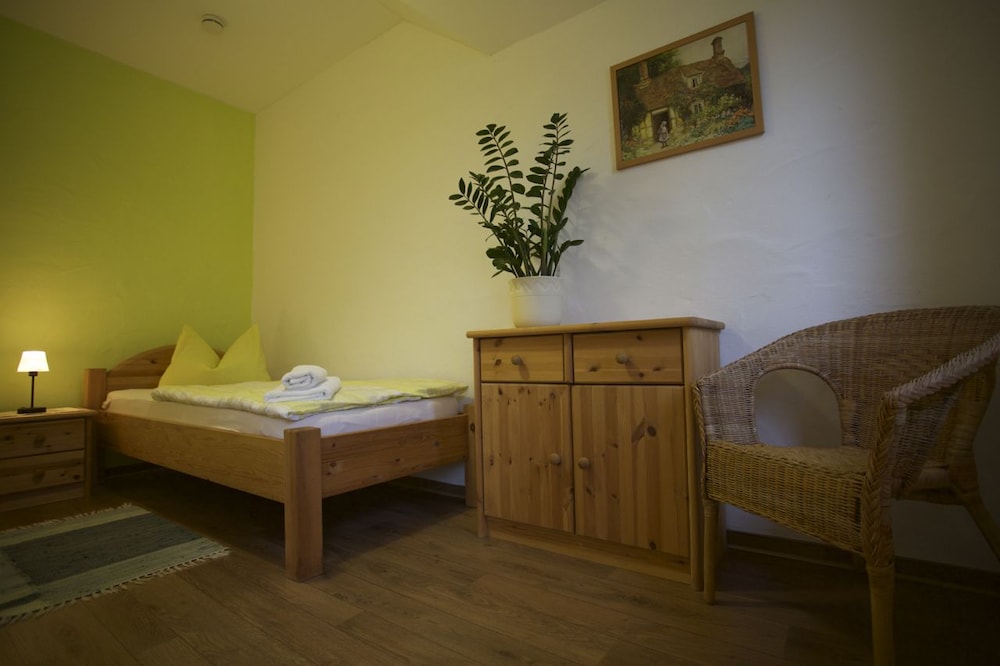 Basic Double Room (Zimmer Nr.7) photo 3