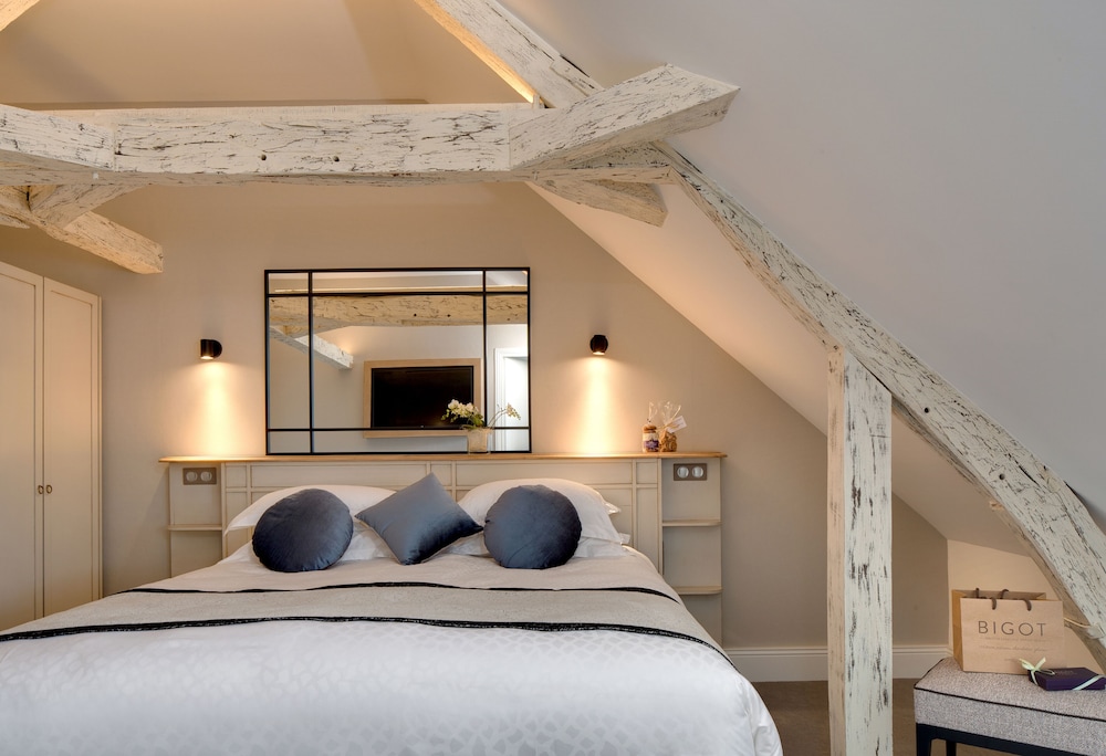 Chambre Deluxe (Manoir 2nd French Floor) Chambre Deluxe (Manoir 2nd French Floor)