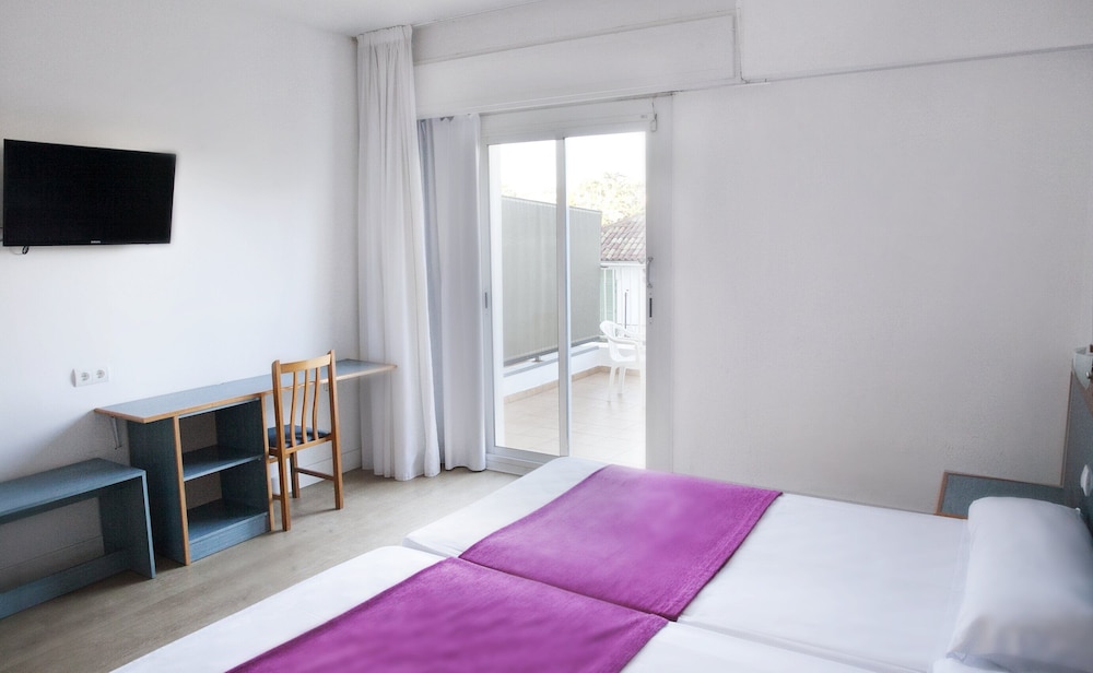 Standard Double Room with Terrace Occupancy max 2 adults (max adults 2, max children 1) photo 2
