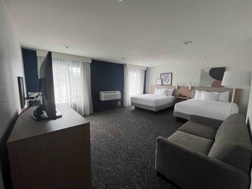Room, Multiple Beds photo 1