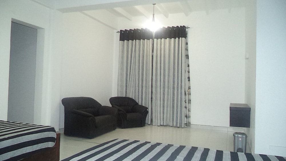 Family Room, 2 Bedrooms, Non Smoking photo 2