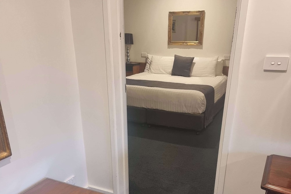 Suite, Multiple Beds, Non Smoking - Photo 1