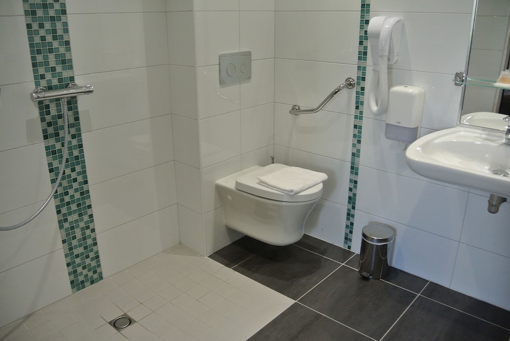 Double Room - Photo 13
