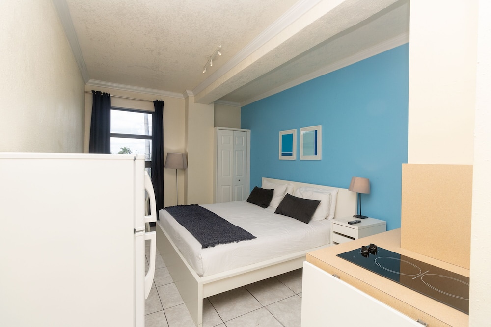Apartment (1 Bedroom)