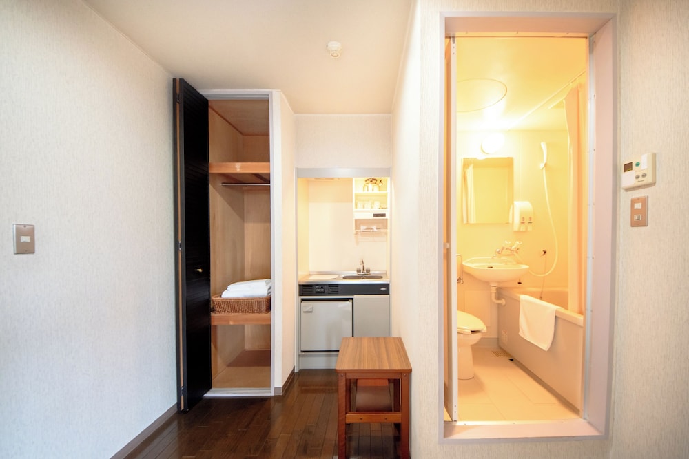 Economy Double or Twin Room
