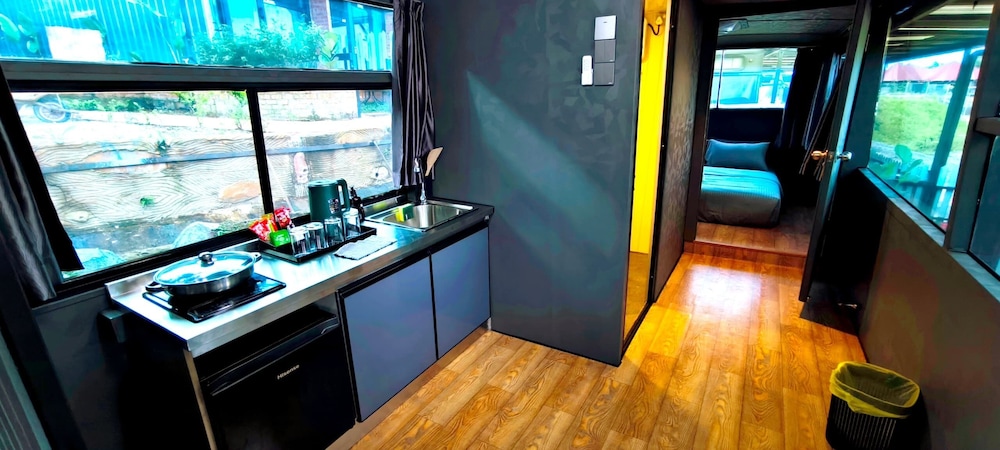 Exclusive Cabin, 1 Queen Bed with Sofa bed, Mountain View, Mountainside photo 2