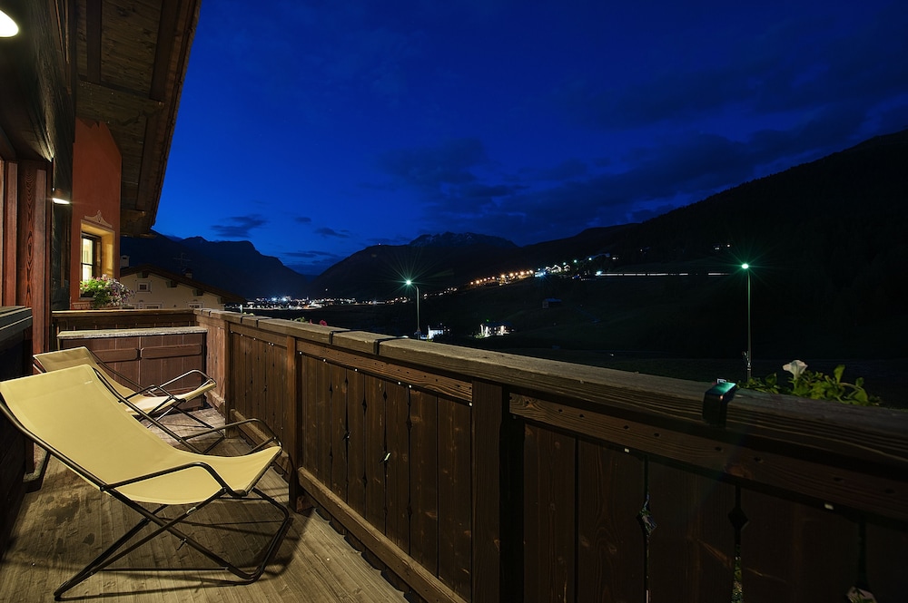 Junior Suite, Balcony photo 3