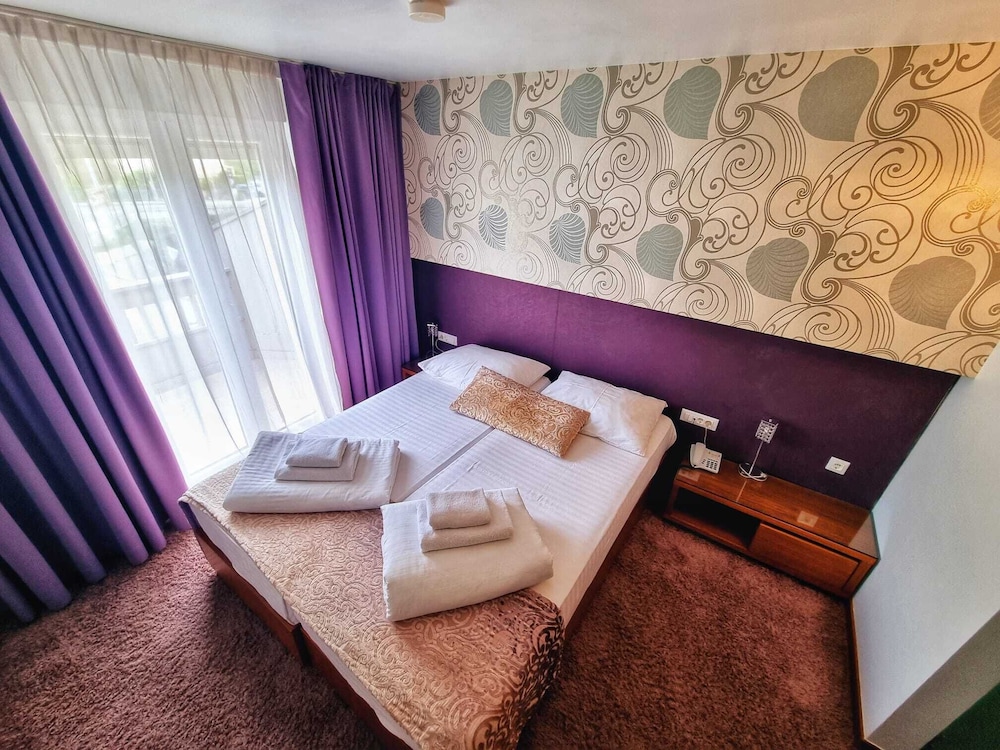 Classic Double or Twin Room, Balcony, Annex Building, photo 6