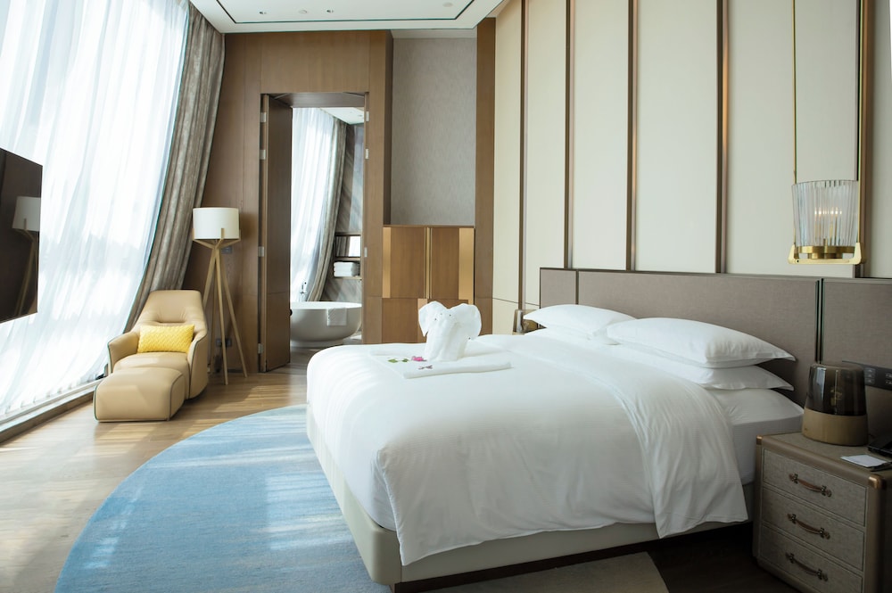 PENTHOUSE SUITE
