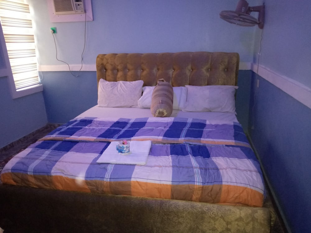 Basic Double Room photo 3
