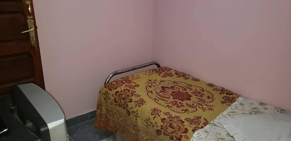 Economy Single Room photo 2