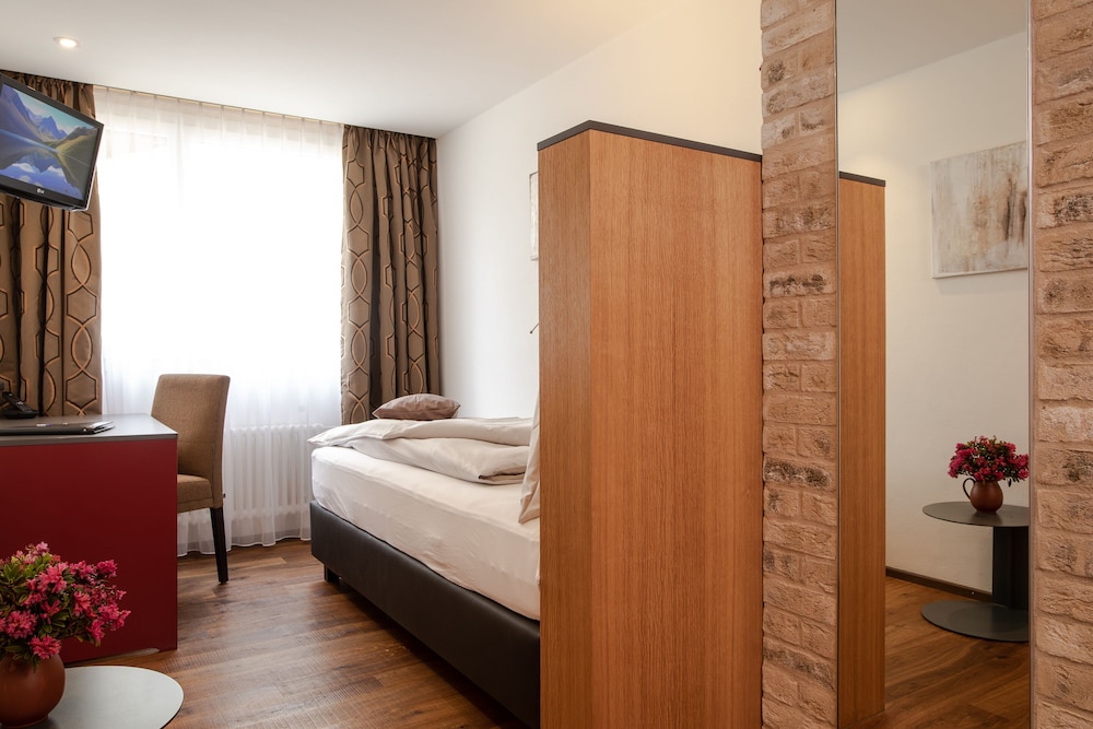 Standard Single Room photo 3