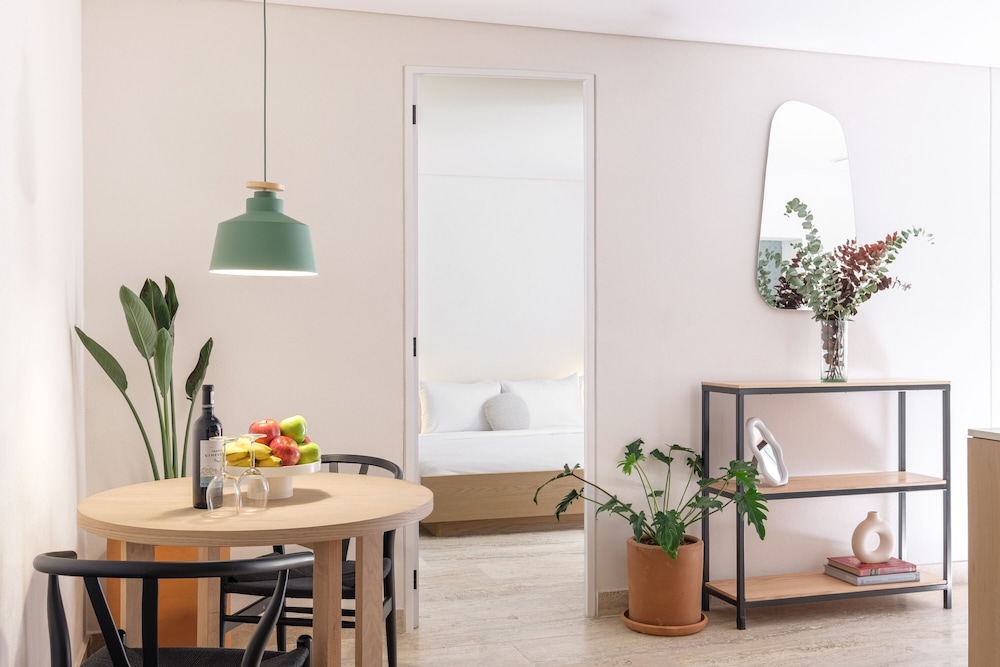 Comfort Apartment, Balcony - Photo 10