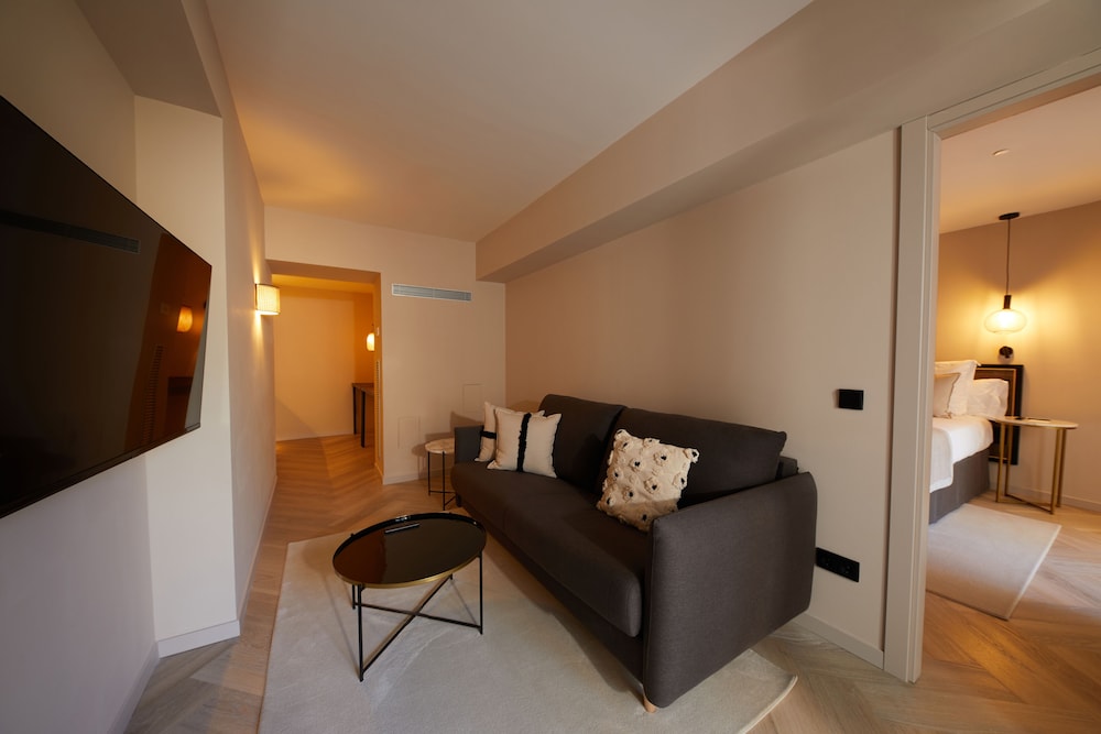 Suite, Patio