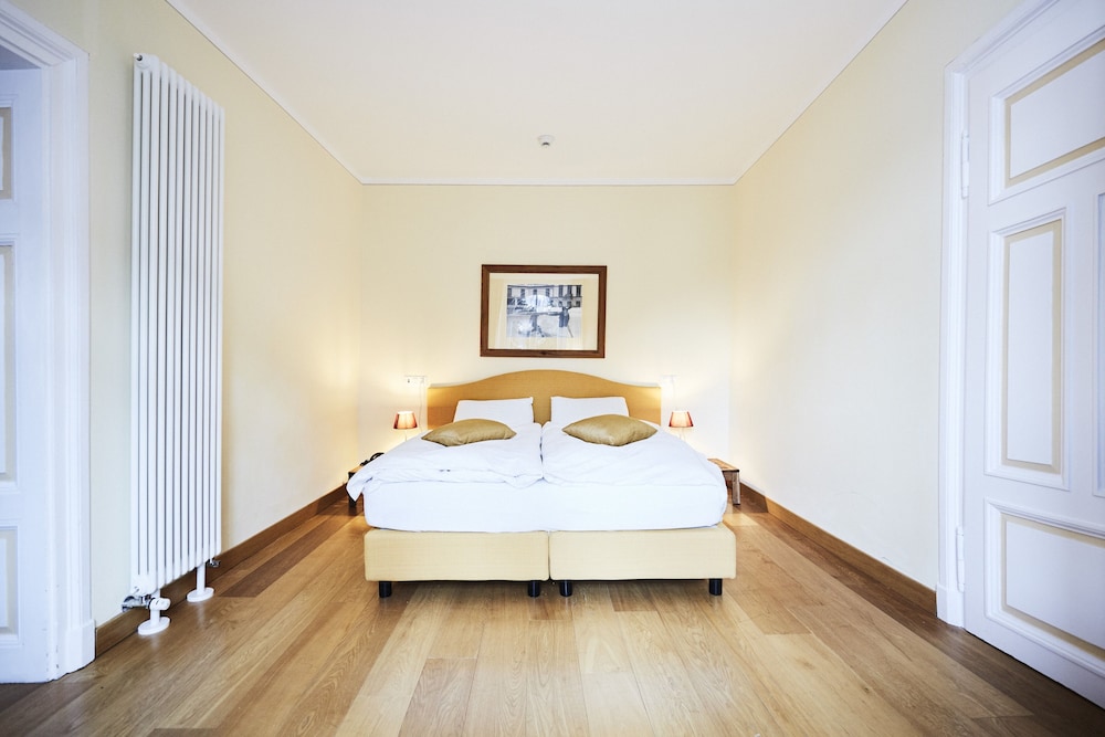 Deluxe Apartment, 1 Bedroom, Kitchenette photo 3