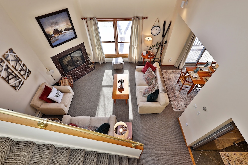 Condo, 3 Bedrooms