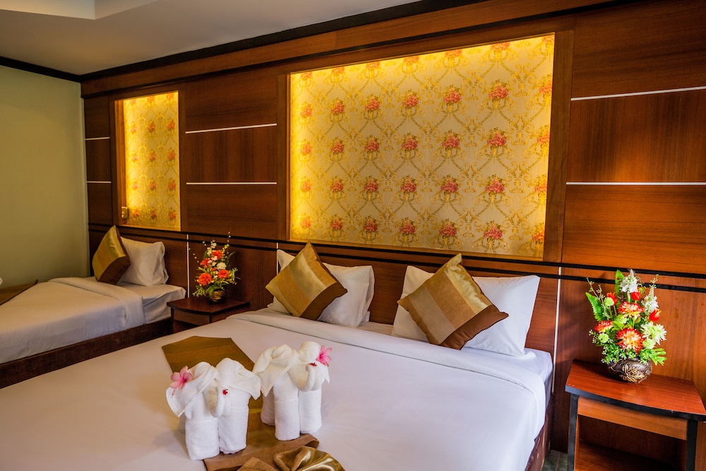 Deluxe Triple Room