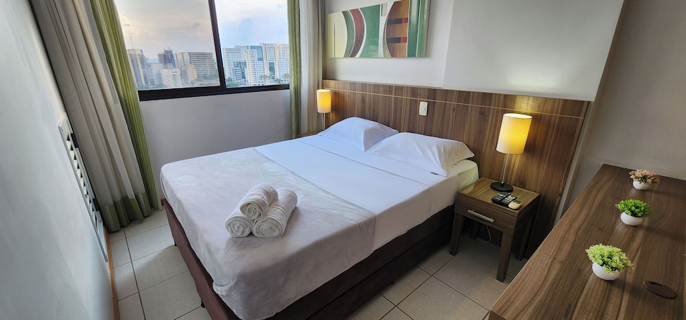 Deluxe Duplex, 2 Bedrooms, City View