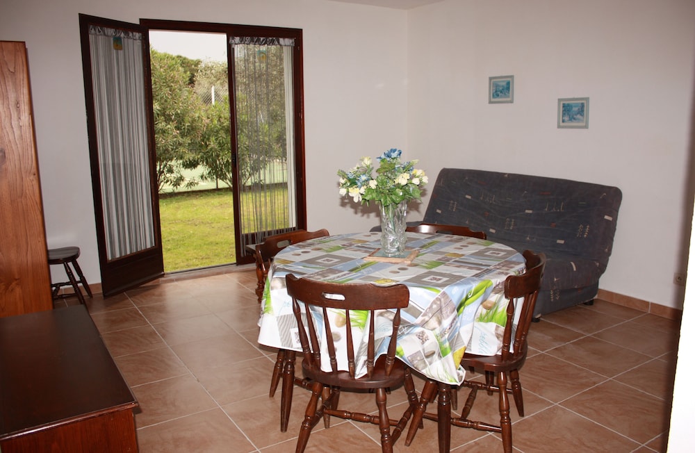 Villa, 2 Bedrooms - 5 people photo 3