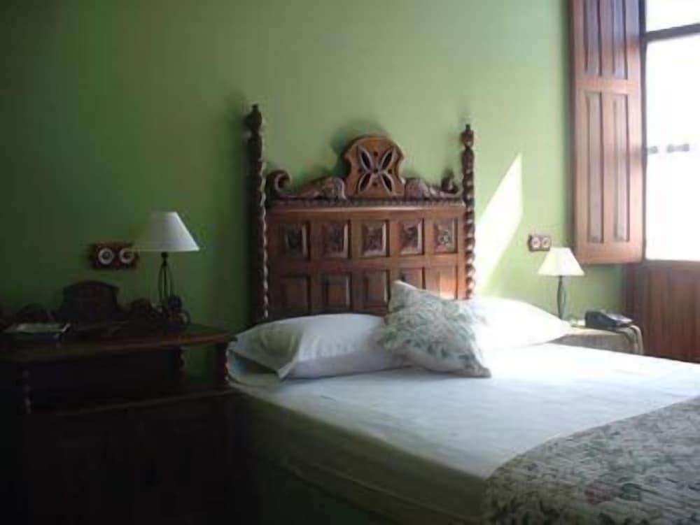 Standard Double Room photo 3