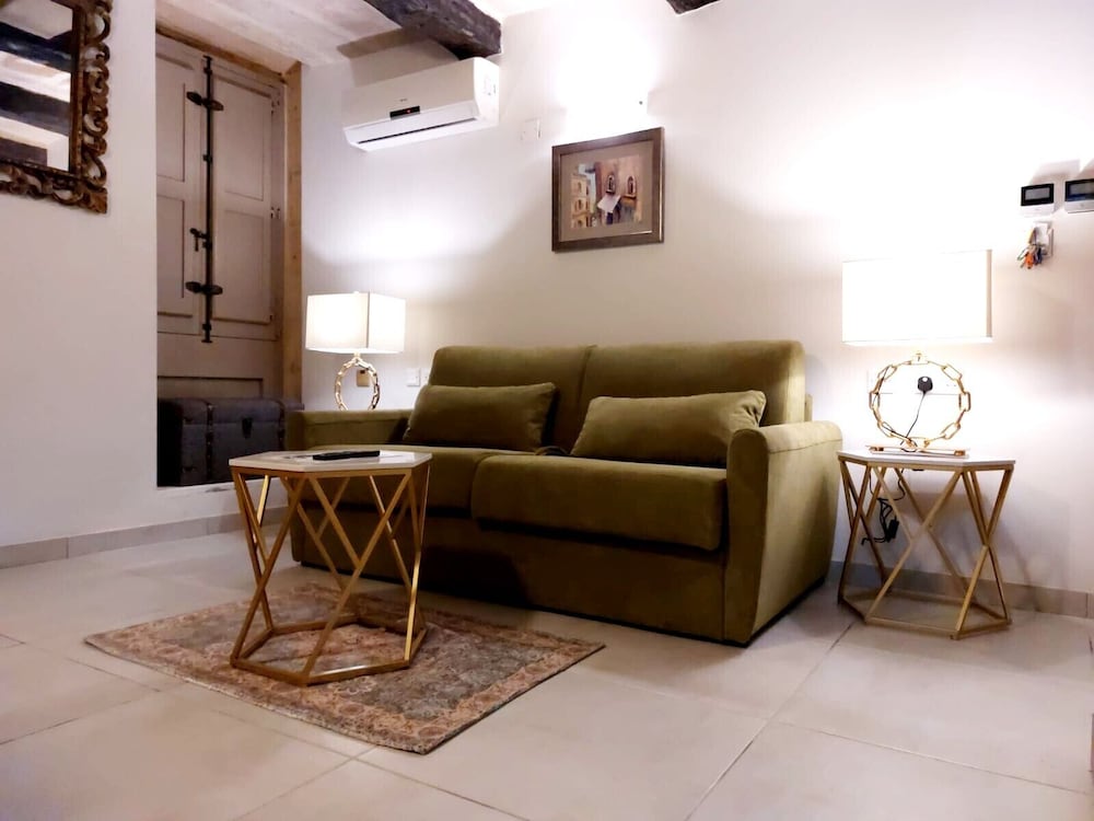 Comfort Room (Large (DINGLI) photo 2