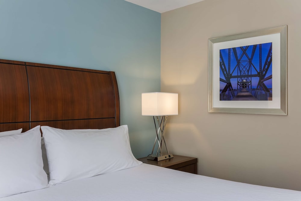 Junior Suite, 1 King Bed, Accessible - Photo 2