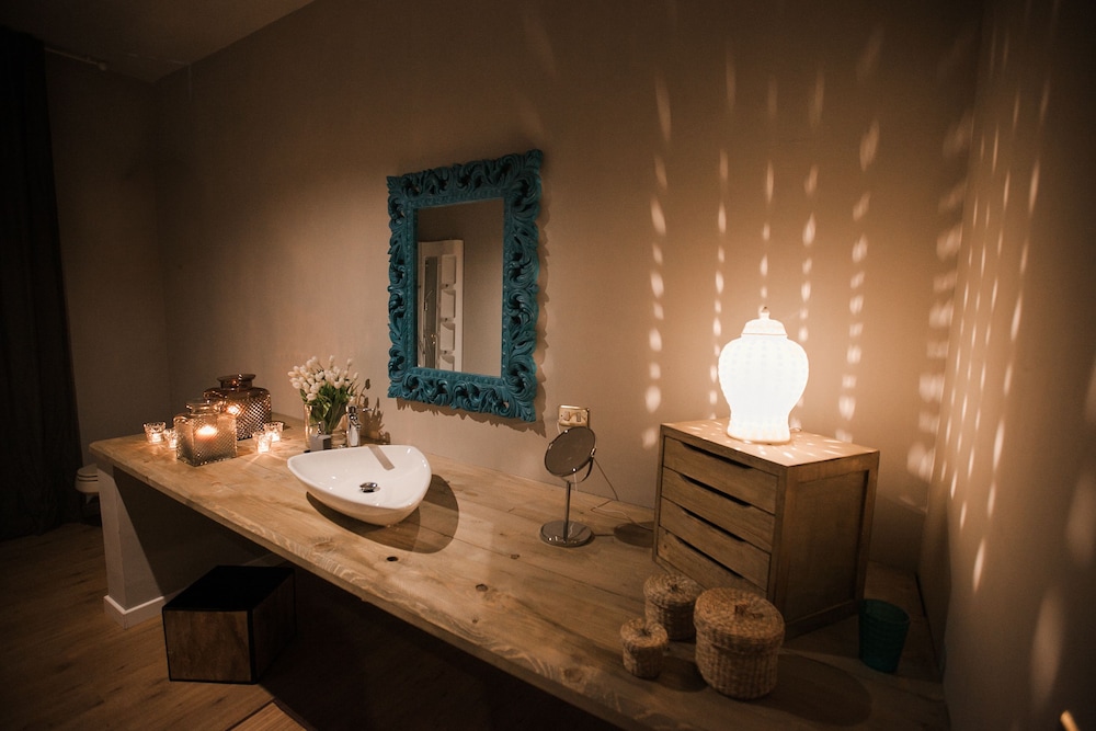 Double Room, Shared Bathroom photo 3