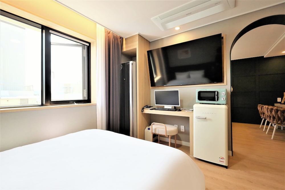 VVIP Room Type 1 photo 3