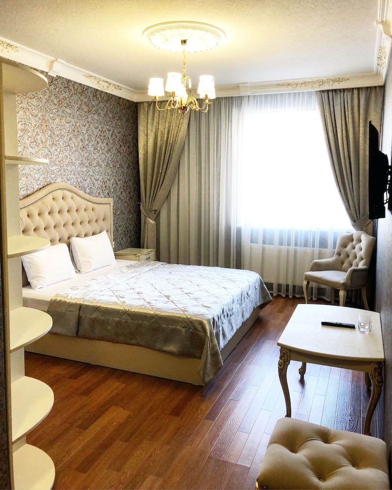 Standard Double or Twin Room photo 1